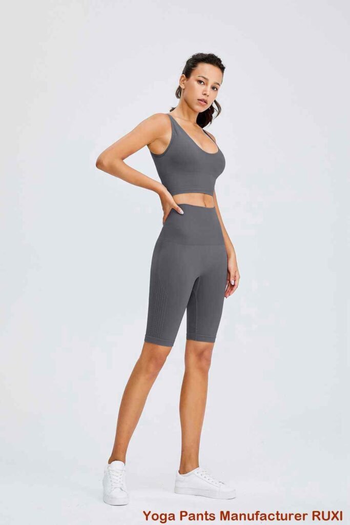 յոգայի հանդերձանքի հավաքածուներ