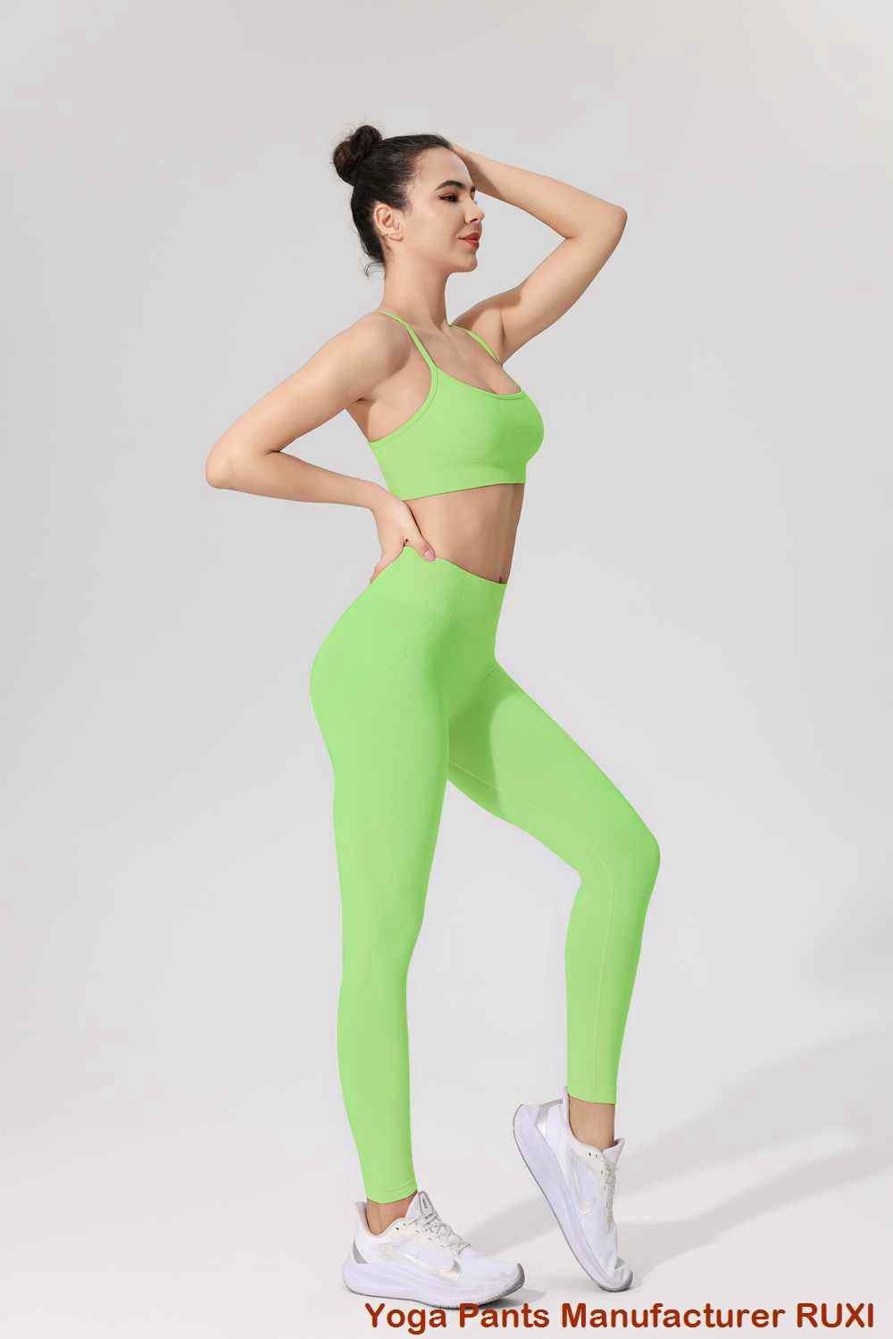 մուգ կապույտ բռնկվող սռնապաններ